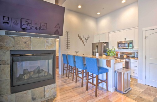 The Highlands Apartment | 5 Mi to Ski Resort: Breck Penthouse Studio