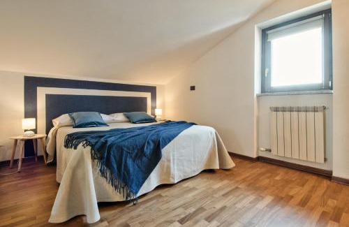 Collegno Apartment | 5 MIGLIA APARTMENT la mansarda a Collegno