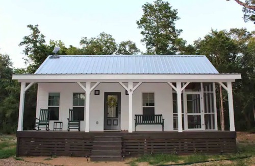 Oakland Cabin | 5 Million Stars