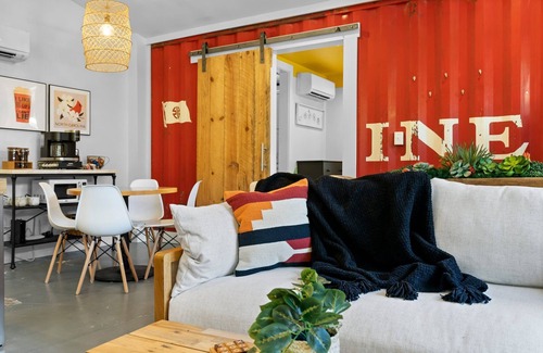 Woodfin House | 5 min 2 Downtown Asheville w/Hot Tub!