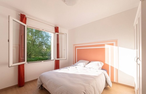 Torcy-le-Grand House | 5 minutes from Olympic Games Nautics - Modern Property - close to Disney & Paris
