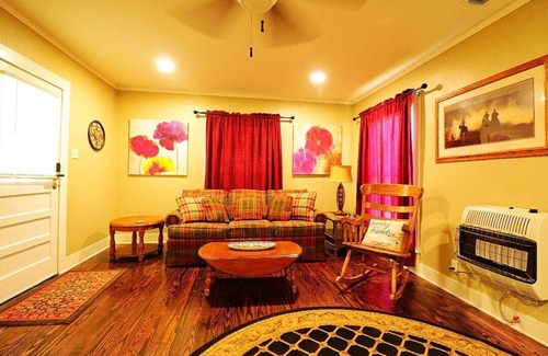 Kilgore House | 5 minutes from Kilgore College! It's conveniently located to surrounding cities.