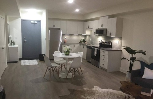 Jacksons Point Condo | 5 minutes from the lake! Brand new condo at Jackson's Point, Georgina
