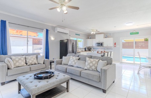 Cunucu Abao Villa | 5 minutes to Eagle Beach Blue Lagoon by Bocobay