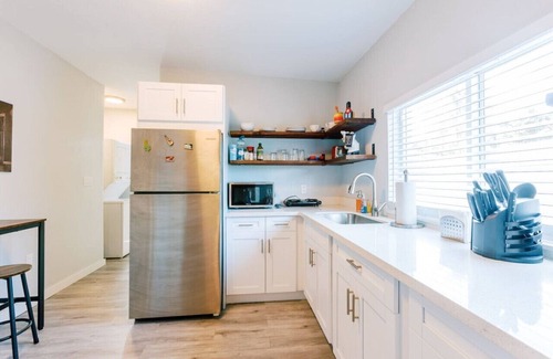 West Little Havana Apartment | 5 minutes to everything in Miami, W/D inside the unit