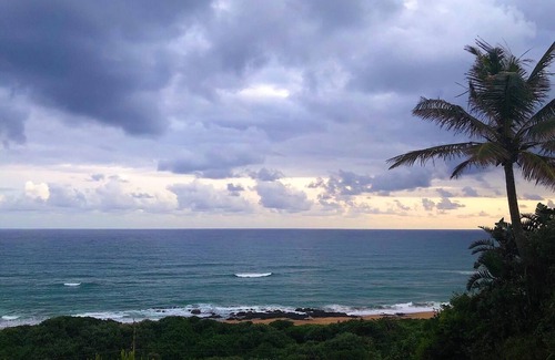 Kingsborough Apartment | 5 minutes walk or drive to the nearest beach - warm Indian Ocean -
