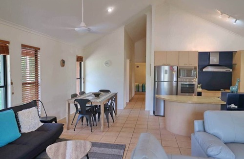 Mission Beach House | 5 O'Clock - Mission Beach