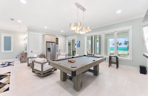 Laguna Beach Estates House | "5 O`Clock Somewhere" Luxury Beachfront + Private Pool