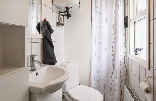 Dalby Huse House | 5 person holiday home in Jægerspris