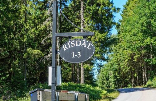 Kungshamn House | 5 person holiday home in KUNGSHAMN