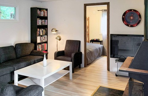 Vaddo House | 5 person holiday home in VÄDDÖ