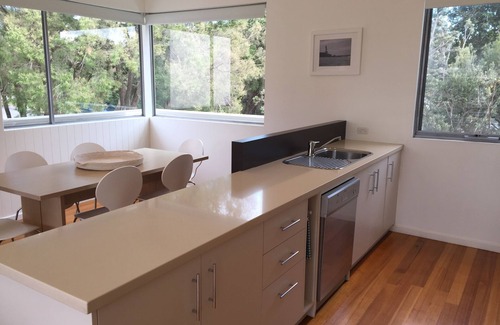 Point Lonsdale House | 5 Simpson St. Point Lonsdale