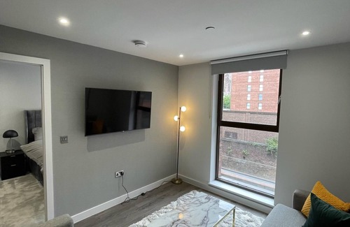 Baltic Triangle Apartment | 5 Star Brand New Liverpool City Centre Apartment