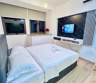 Brickfields Apartment | 5 Star Comfort Riveria City KL Sentral 2pax Infinity pool