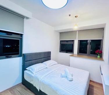 Brickfields Apartment | 5 Star Comfort Riveria City KL Sentral 2pax Infinity pool