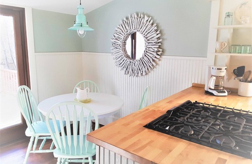 Camden House | 5 Star Cottage in Camden, Maine -In town!