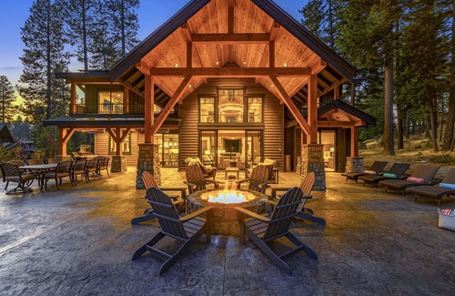 Cle Elum House | 5 Star Luxury+3 EnSuites|Overlooking Hole#4 +Discover Something Extra