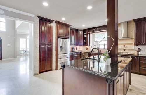 Far North Dallas House | 5 star luxury retreat, sparkling pool, relaxing