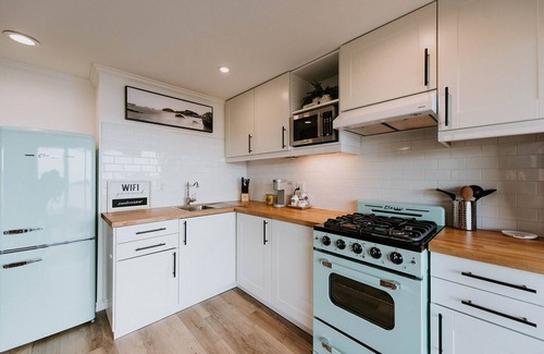 Selma Park Apartment | 5 star ocean view accommodation