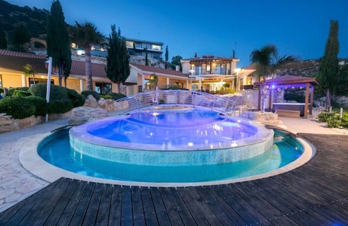 Pegeia Villa | 5 star -Panorama Villa