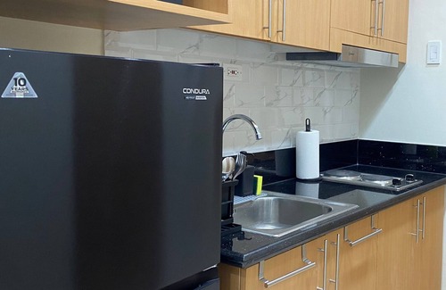 Barangay 76 Condo | 5-star stay minutes away from MOA Complex | Netflix + Self check-in