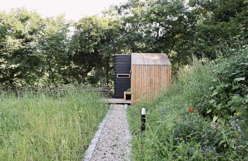 Rodenas House | 5* thatched roof house Ziegelmacher - Vörn 6600sqm natural garden with pond and outdoor sauna