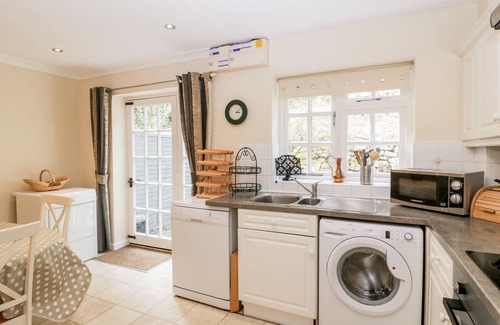 Symonds Yat Cottage | 5 WYE RAPID COTTAGES, pet friendly, with a garden in Symonds Yat