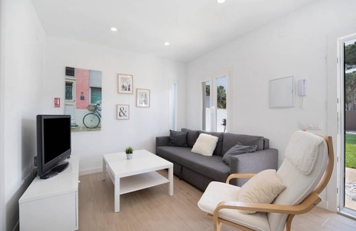 Chiclana de la Frontera House | 50 m² House ∙ 2 bedrooms ∙ 4 guests