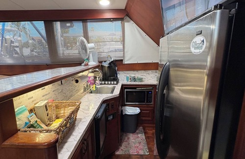 Stuart Boat Rental | 50 Foot Viking Yacht in Port Salerno