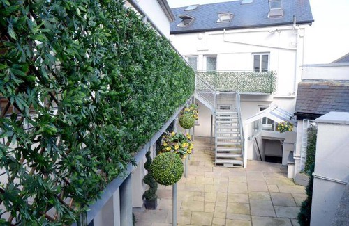 Westport Apartment | 50 m² Apartment ∙ 3 bedrooms ∙ 6 guests