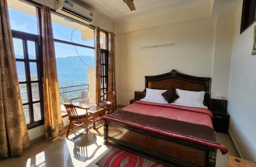 Dharampur Bed & Breakfast | 50 m² Bed and breakfast ∙ 6 guests