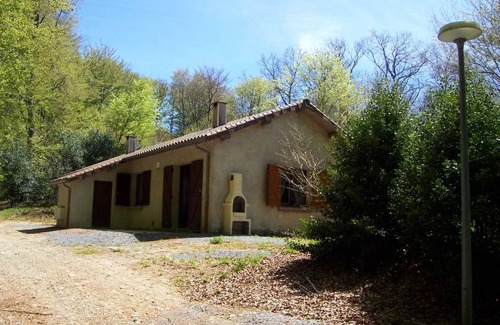 Saint-Amans-Valtoret House | 50 m² Gîte ∙ 2 bedrooms ∙ 5 guests