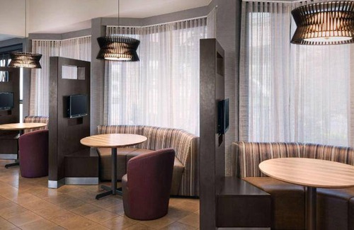 Whippany Hotel | 50 m² Hotel ∙ 127 guests