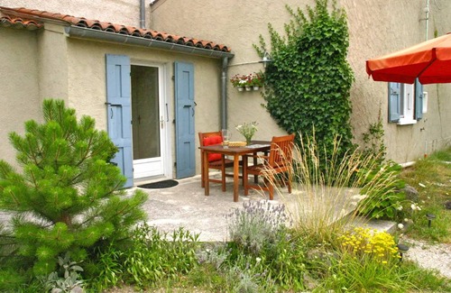 Menglon House | 50 m² House ∙ 1 bedroom ∙ 2 guests