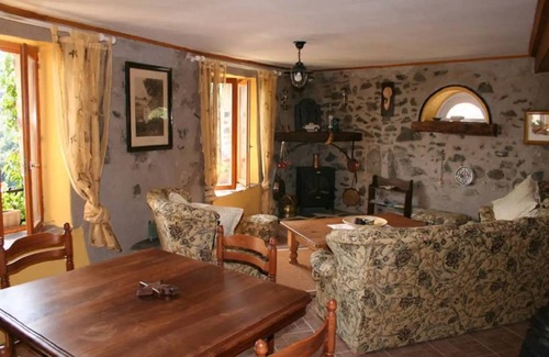 Vira House | 50 m² House ∙ 2 bedrooms ∙ 4 guests