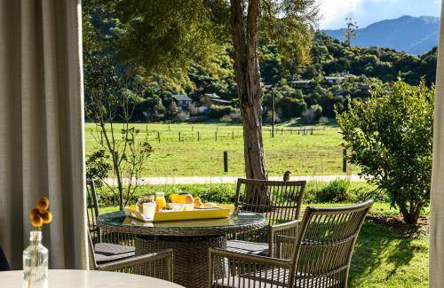 Marahau Cabin | 50 m² Lodge ∙ 10 guests