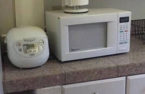 University South Apartment | 500 #2 1 bedroom/1 bathroom downtwn