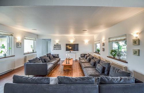 Knebel House | 500 m² House ∙ 9 bedrooms ∙ 24 guests