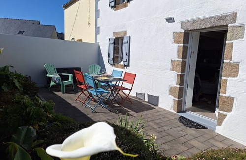 Lampaul-Plouarzel House | 500m from the sea "Ty Nonod" quiet Breton farmhouse in Lampaul Plouarzel
