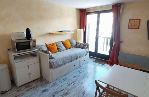 Reallon Apartment | 50m from shops, 3rd floor, view ski slopes, balcony, tv, 20m², Réallon