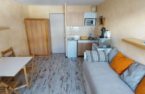 Reallon Apartment | 50m from shops, 3rd floor, view ski slopes, balcony, tv, 20m², Réallon
