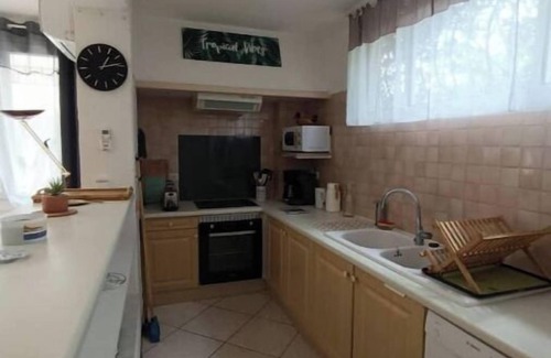 Saint-Aygulf Apartment | 50m2 in a quiet central location, close to sea and market