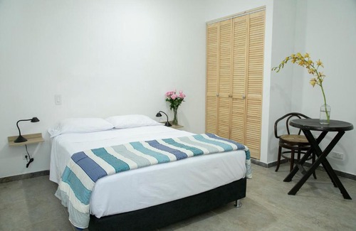 Cali Bed & Breakfast | 50N15 B&B