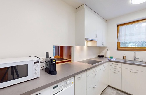 Celerina-Schlarigna Apartment | 5½-roomed apartment on the ground floor, 140m2.