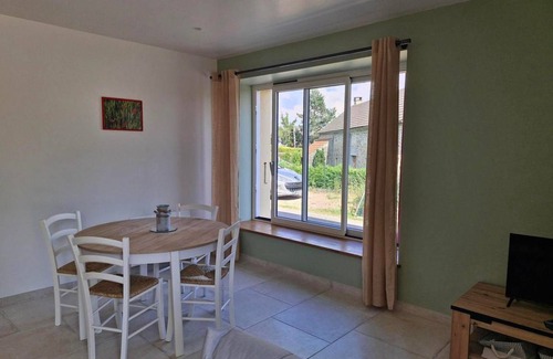 Sainte-Magnance Cottage | 51 m² Cabin ∙ 1 bedroom ∙ 2 guests