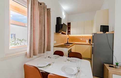 Cove Tri Zala (Zrnovo) House | 51 m² House ∙ 1 bedroom ∙ 4 guests
