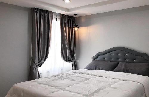 Bang Yi Ruea Hotel | 51 Suanplu Residence