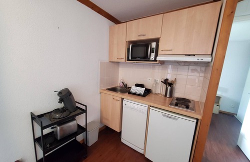 Besse-et-Saint-Anastaise Apartment | 5159A