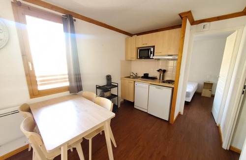 Besse-et-Saint-Anastaise Apartment | 5159A