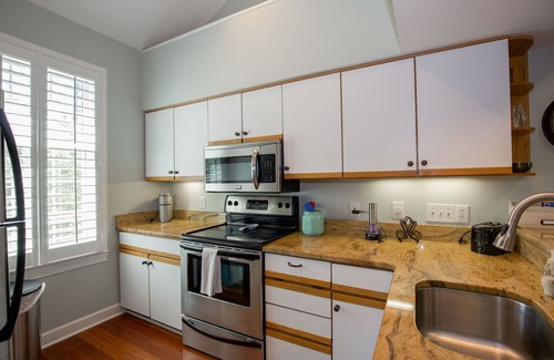 Southern Pines Condo | 52 Longleaf: 2 BR, 2 BA Condominium in Southern Pines, Sleeps 4